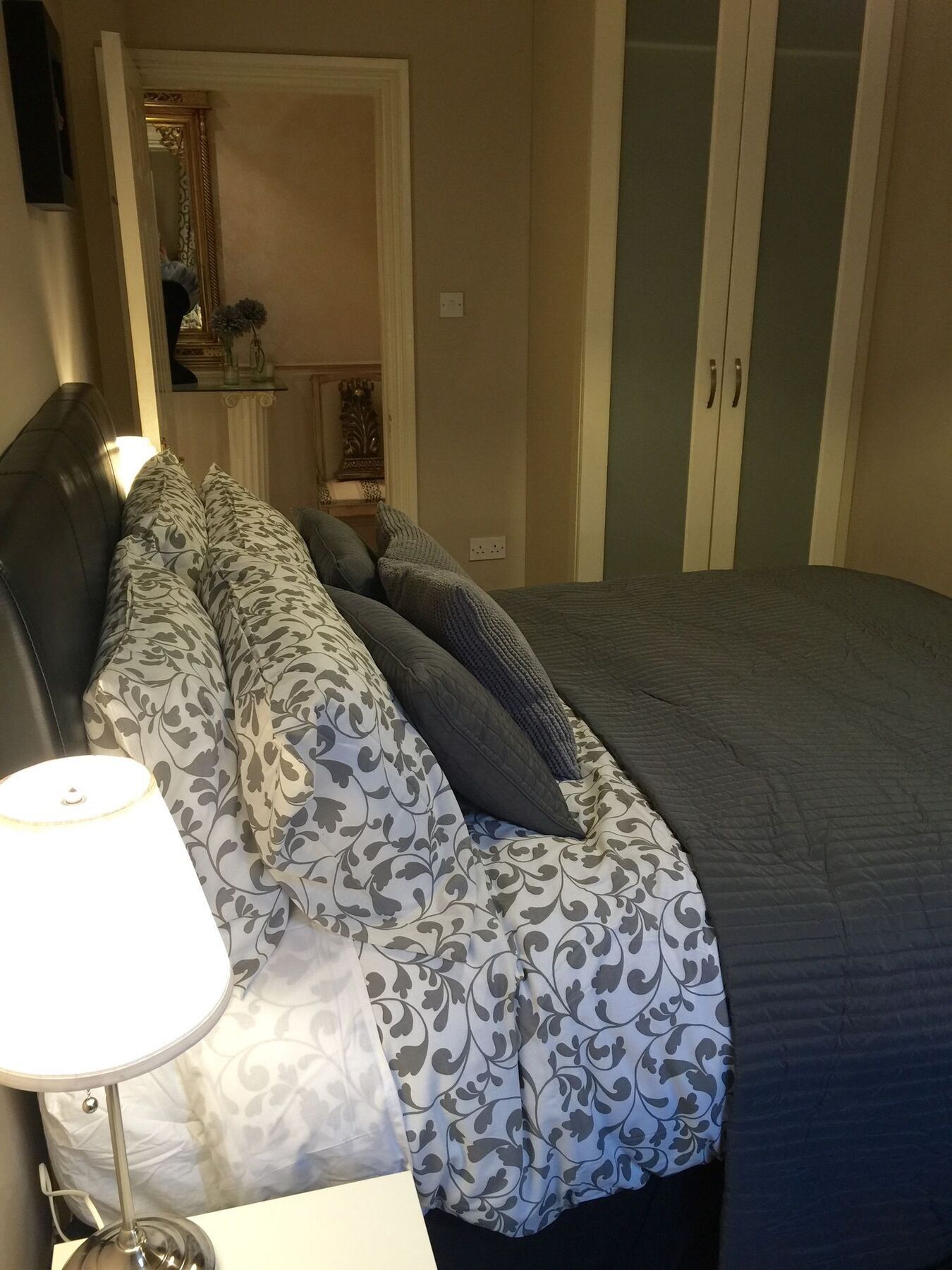 City Centre Georgian Style Apartment Dublin Eksteriør bilde